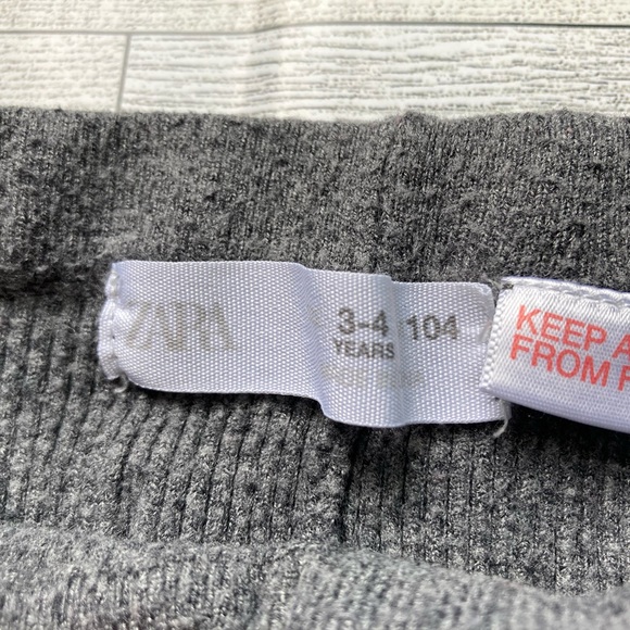 Zara Kids Grey Ribbed Leggings size 3-4 - Picture 3 of 4